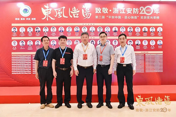 1686017126421754.jpg 1W.jpg